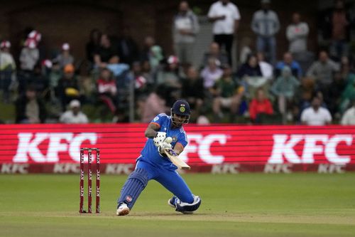 Tilak Varma scooped a Lizaad Williams delivery over the keeper for a boundary. [P/C: AP]