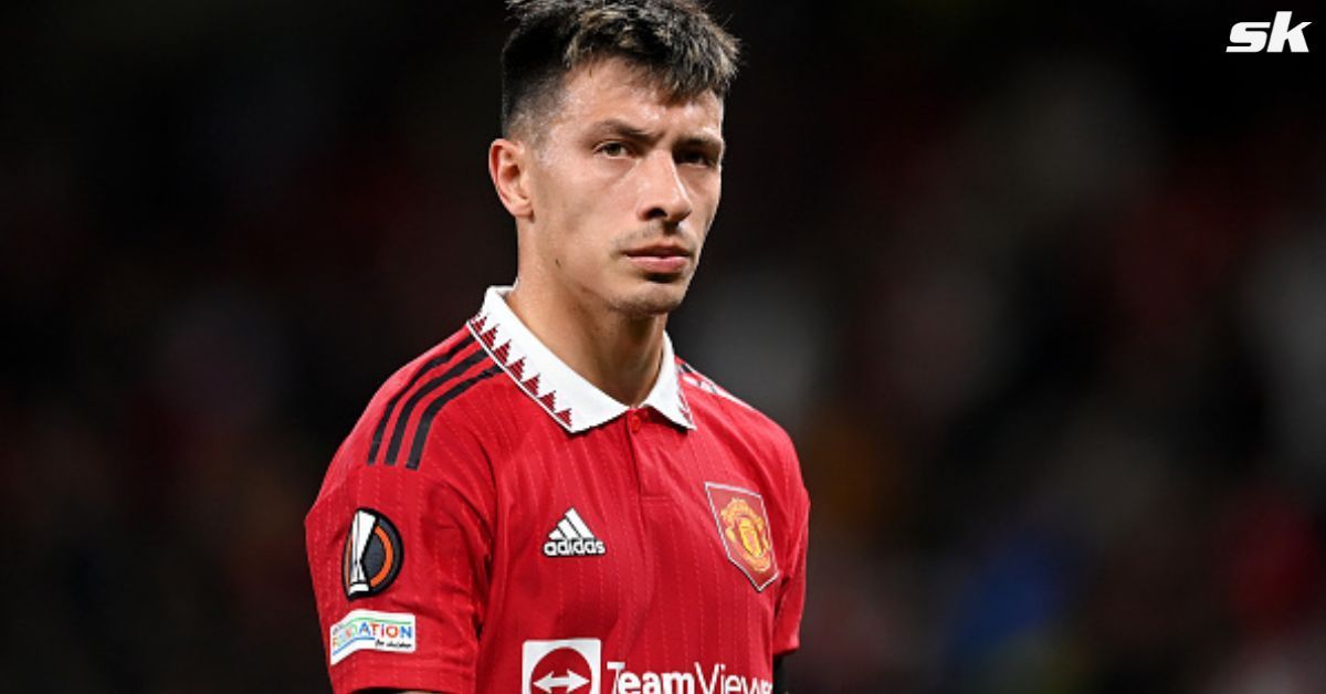 Manchester United star Lisandro Martinez provides fitness update