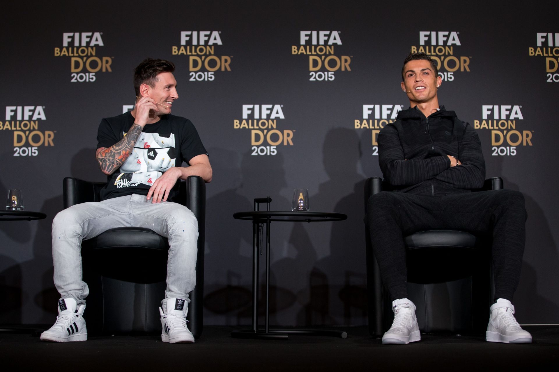 Lionel Messi (L) &amp; Cristiano Ronaldo (via Getty Images)