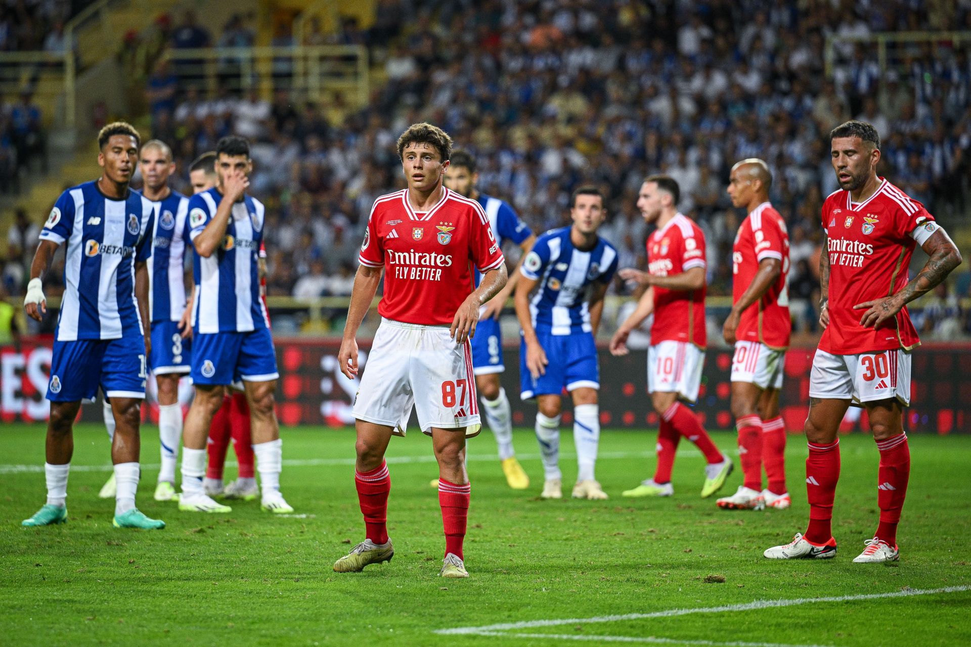 Joao Neves has admirers at Old Trafford.