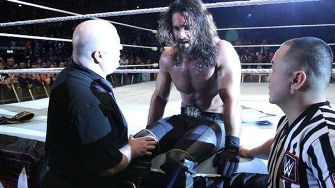वर्ल्ड हैवीवेट चैंपियन के चोटिल होने की अफवाहों के बीच WWE ने लिया चौंकाने वाला फैसला, फैंस को दिया झटका