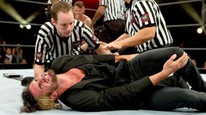 WWE Live Event में दिग्गज लेगा चोटिल वर्ल्ड हैवीवेट चैंपियन की जगह? चौंकाने वाला अपडेट सामने आया