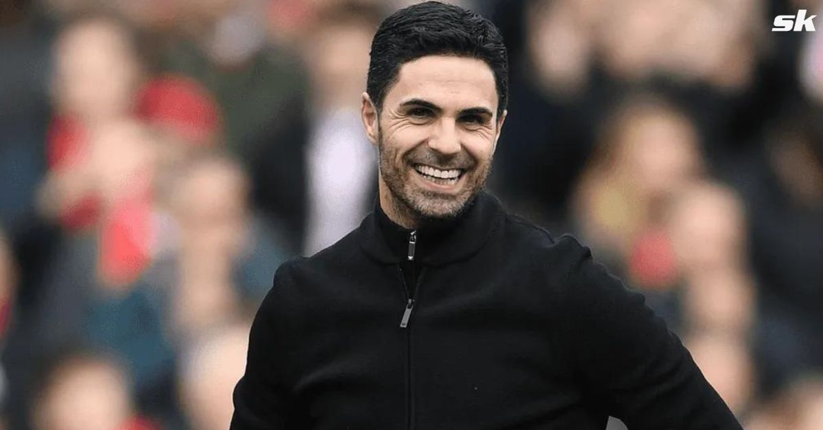 Arsenal manager Mikel Arteta looks on.