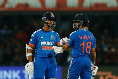 Yashasvi Jaiswal and Virat Kohli put on a speedy partnership