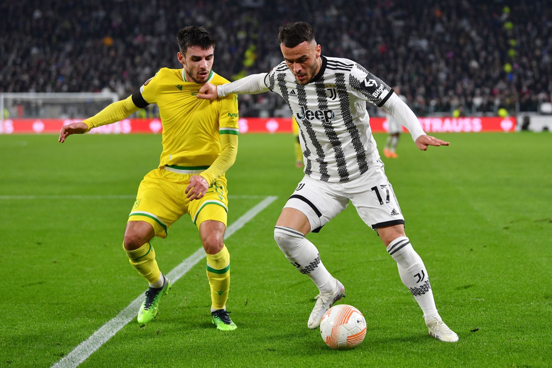 Juventus v FC Nantes: Knockout Round Play-Off Leg One - UEFA Europa League