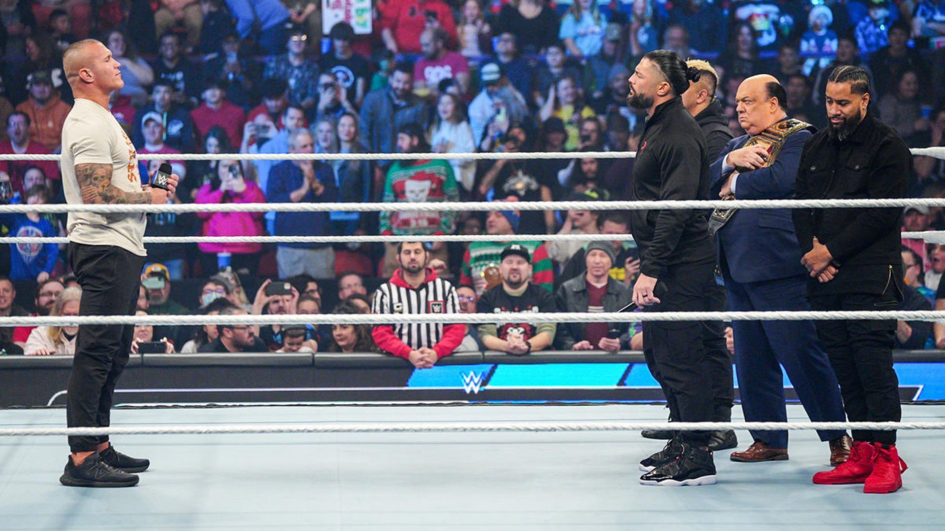 Randy Orton and Roman Reigns in the ring 