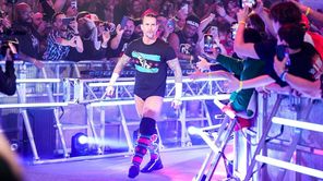 पूर्व WWE चैंपियन के फ्यूचर को लेकर आया बहुत बड़ा अपडेट, साल के अंत में दो दिग्गजों के बीच होगी खतरनाक दुश्मुनी?