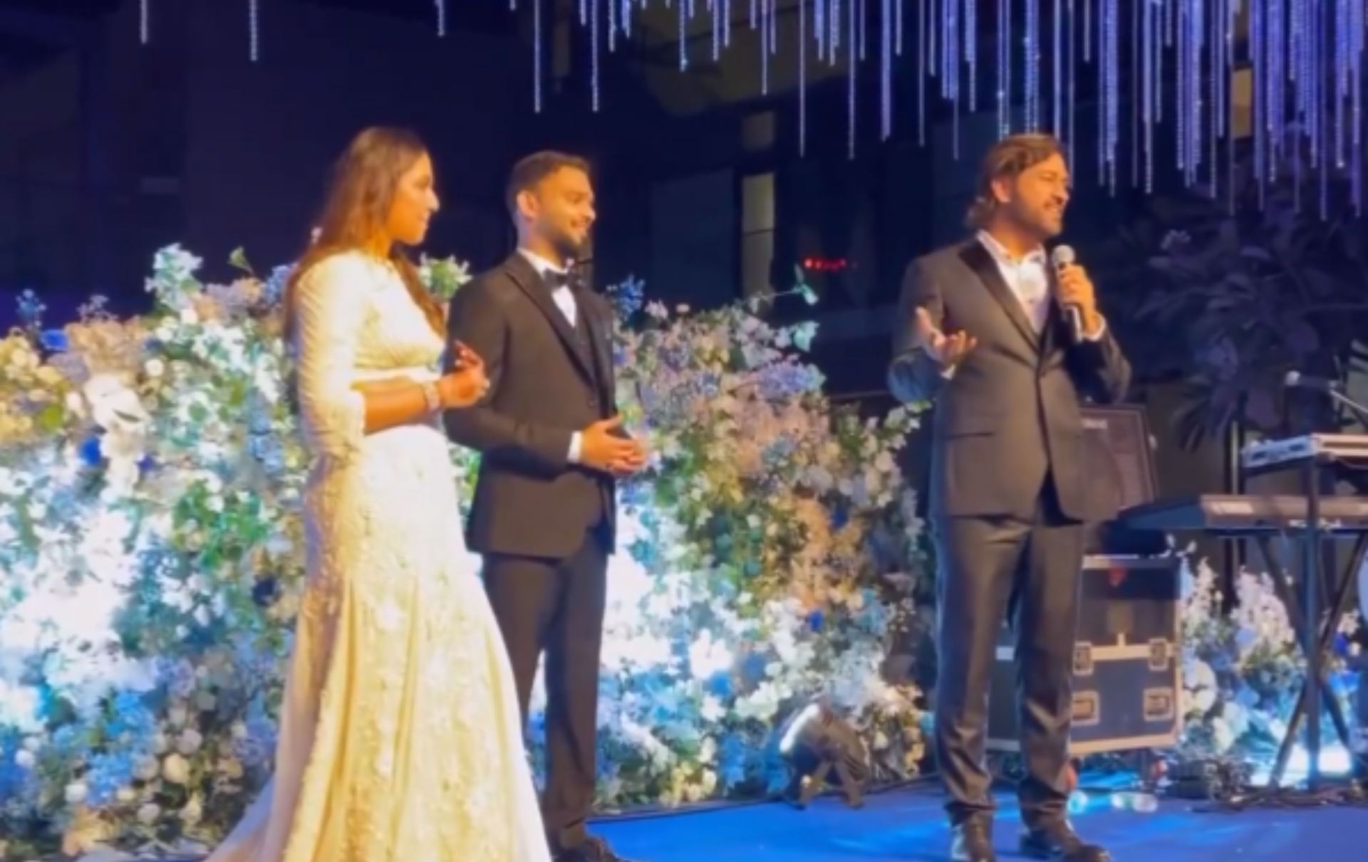 MS Dhoni at engagement ceremony of Rishabh Pant