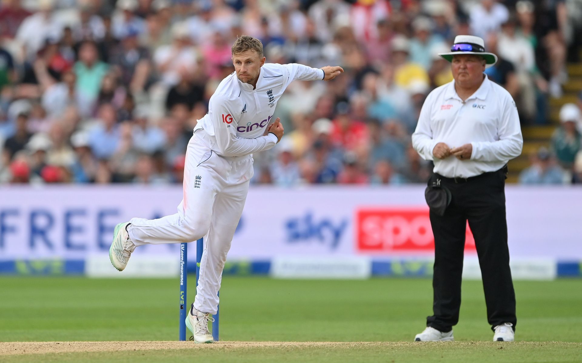 England v Australia - LV= Insurance Ashes 1st Test Match: Day 5