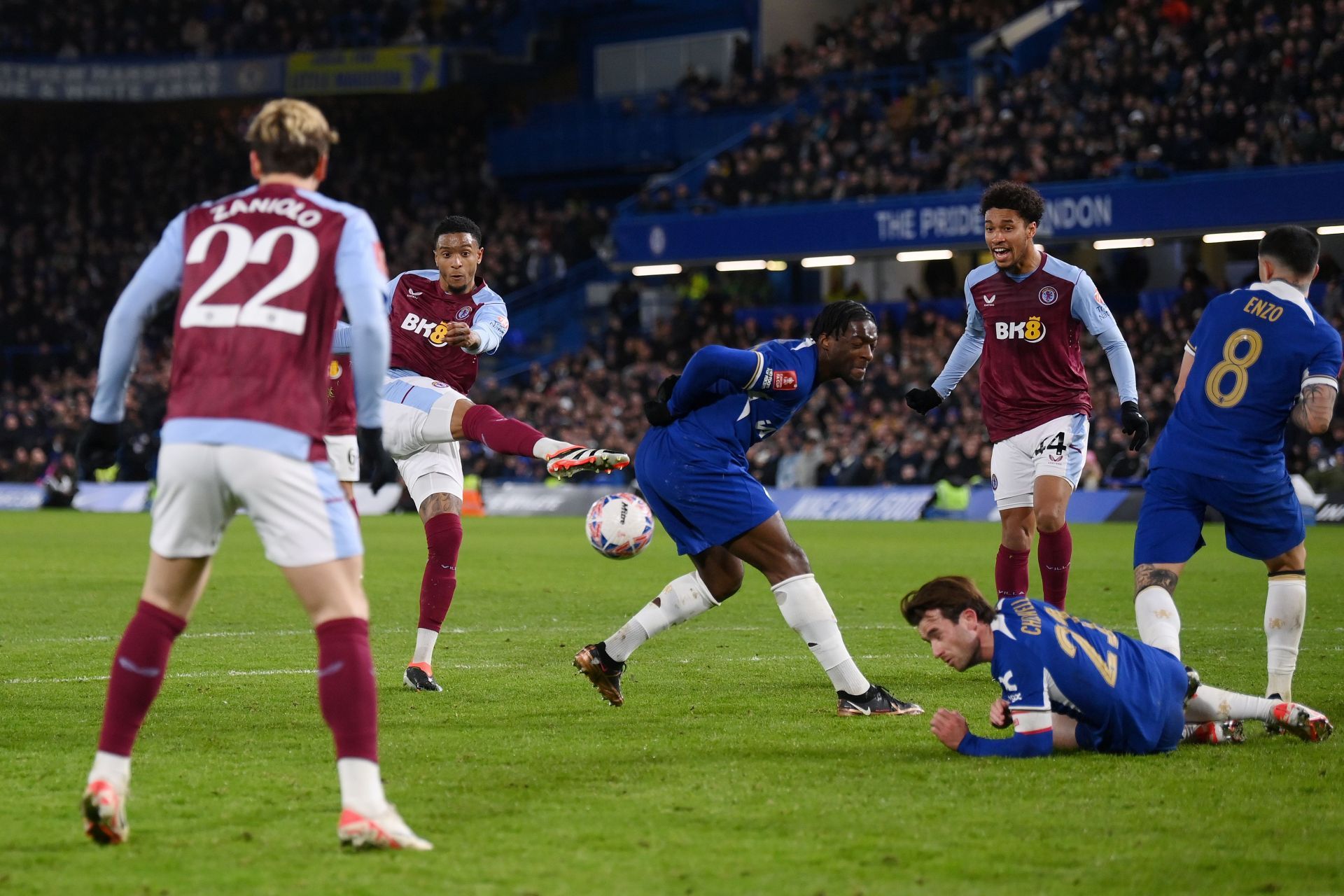 Chelsea v Aston Villa - Emirates FA Cup Fourth Round