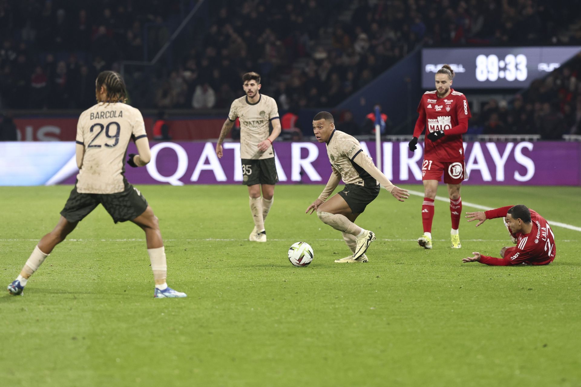 Paris Saint-Germain v Stade Brestois 29 - Ligue 1 Uber Eats