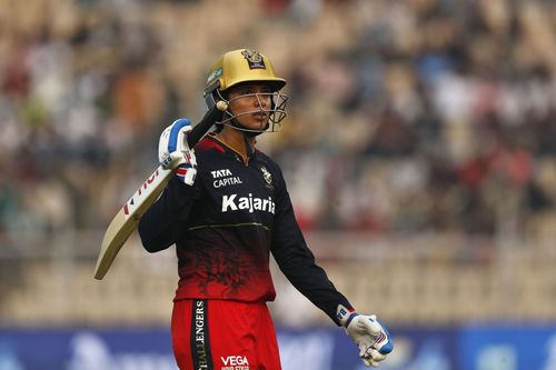 Smriti Mandhana walks back: WPL 2023 - Royal Challengers Bangalore v Delhi Capitals