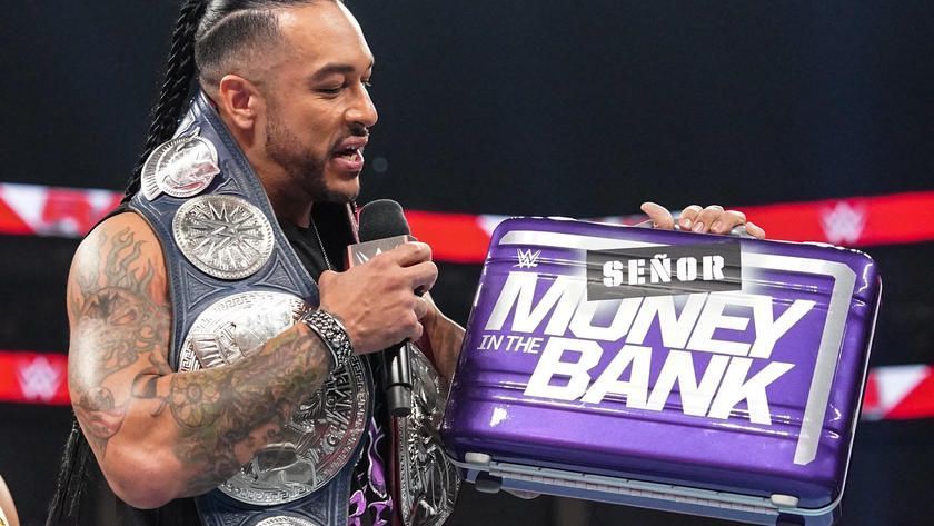 WWE fans thought that Damian Priest should cash in on a different champion on RAW.