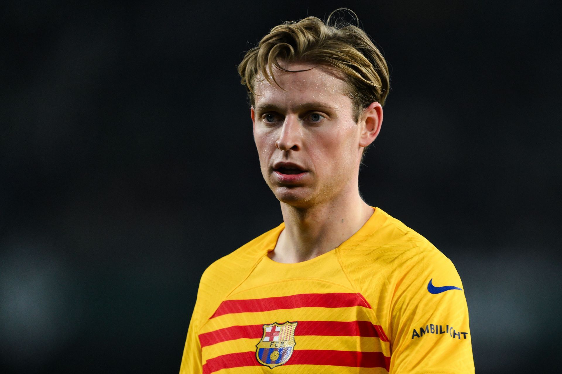 Frenkie de Jong has no desire to leave Camp Nou