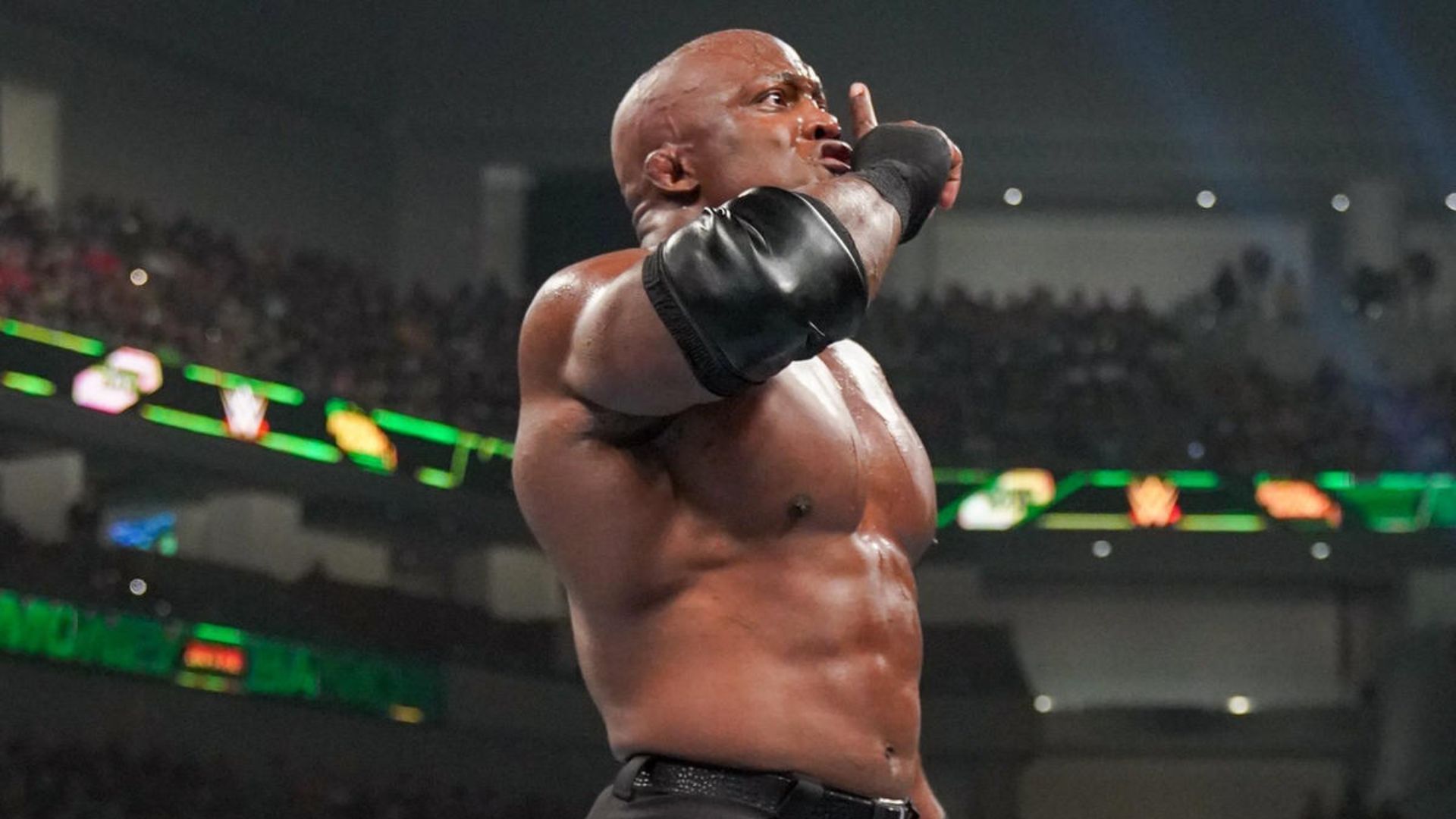 Bobby Lashley will be wrestling Monday night!