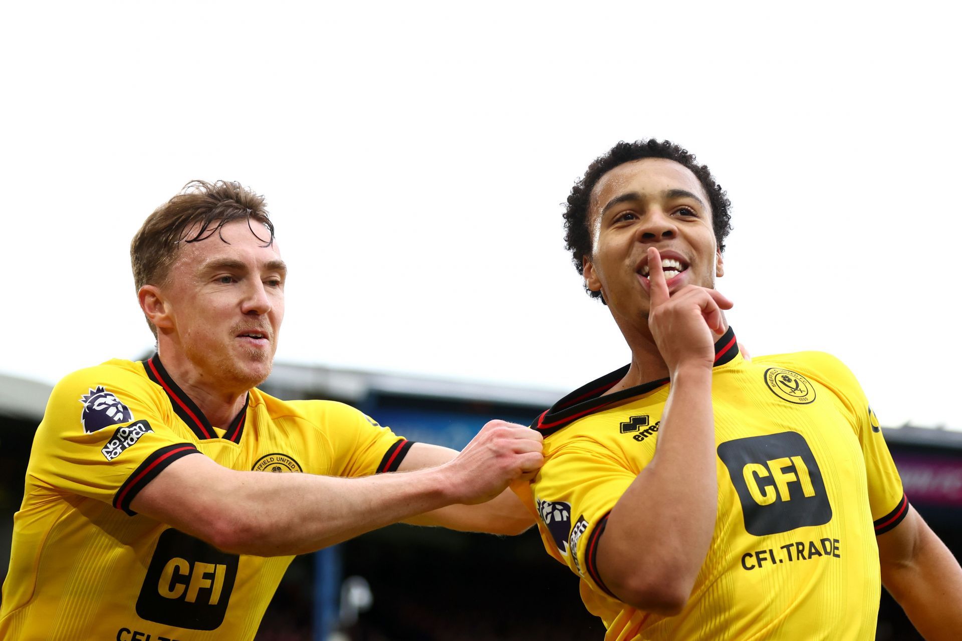 Luton Town v Sheffield United - Premier League