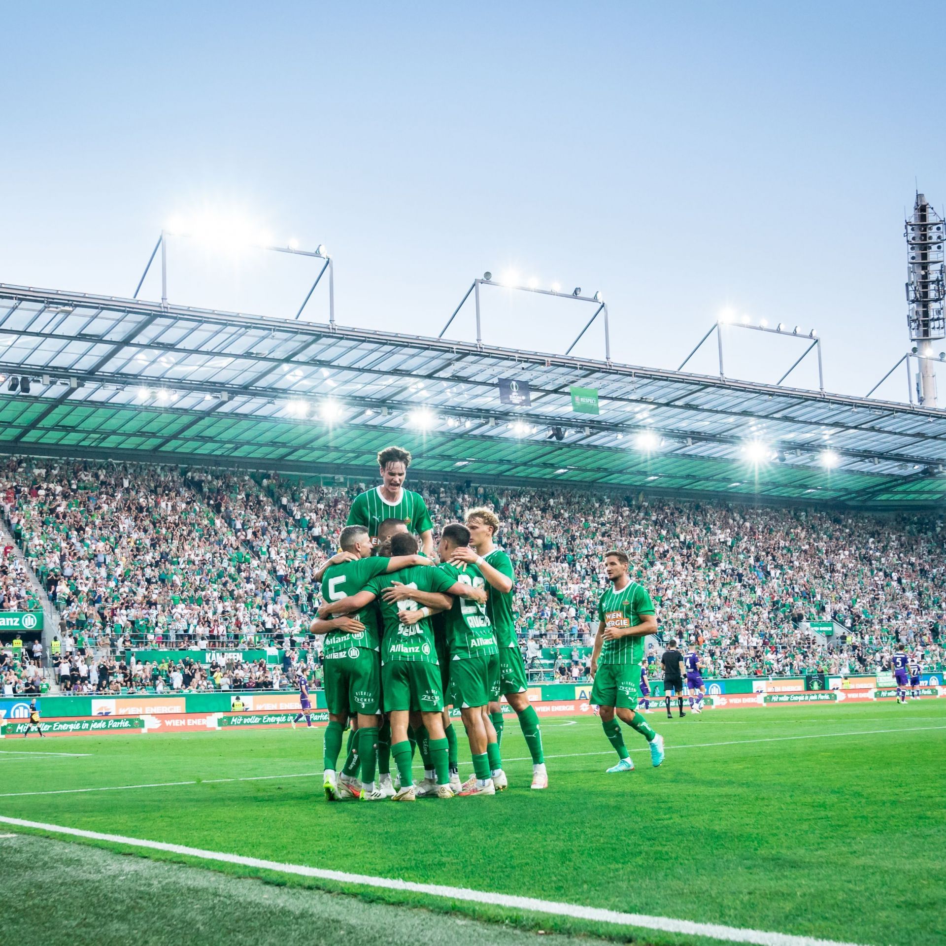 Rapid Vienna face Austria Vienna on Sunday 