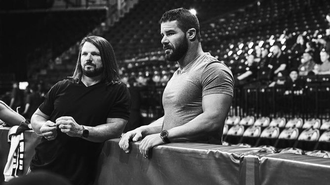 WWE रिंग से 600 दिनों से ज्यादा समय से बाहर चल रहे दिग्गज ने पूर्व चैंपियन को ललकारा, 11 साल बाद एक बार फिर होगा महामुकाबला?