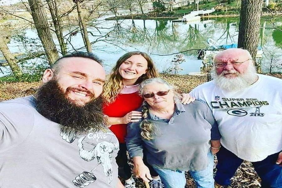 Braun Strowman family