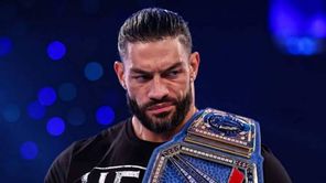 अनडिस्प्यूटेड WWE यूनिवर्सल चैंपियन Roman Reigns को लगा बड़ा झटका, अहम लिस्ट में टॉप 10 में भी नहीं बना पाए जगह
