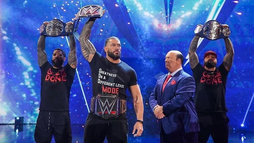 अनडिस्प्यूटेड WWE यूनिवर्सल चैंपियन रोमन रेंस द ब्लडलाइन ग्रुप के लीडर हैं 