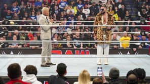 WWE Raw में Seth Rollins और Cody Rhodes के जबरदस्त सैगमेंट के बाद फैंस हुए गदगद, प्रतिक्रियाओं की आई बाढ़