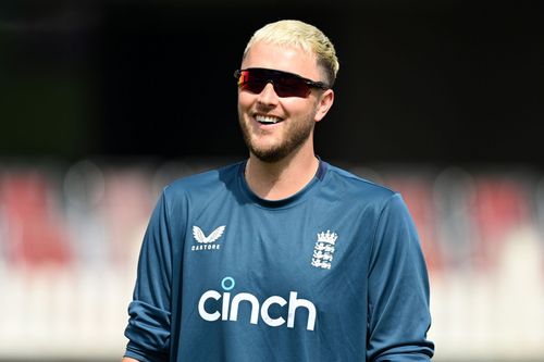 Ollie Rabinson during England Net Session