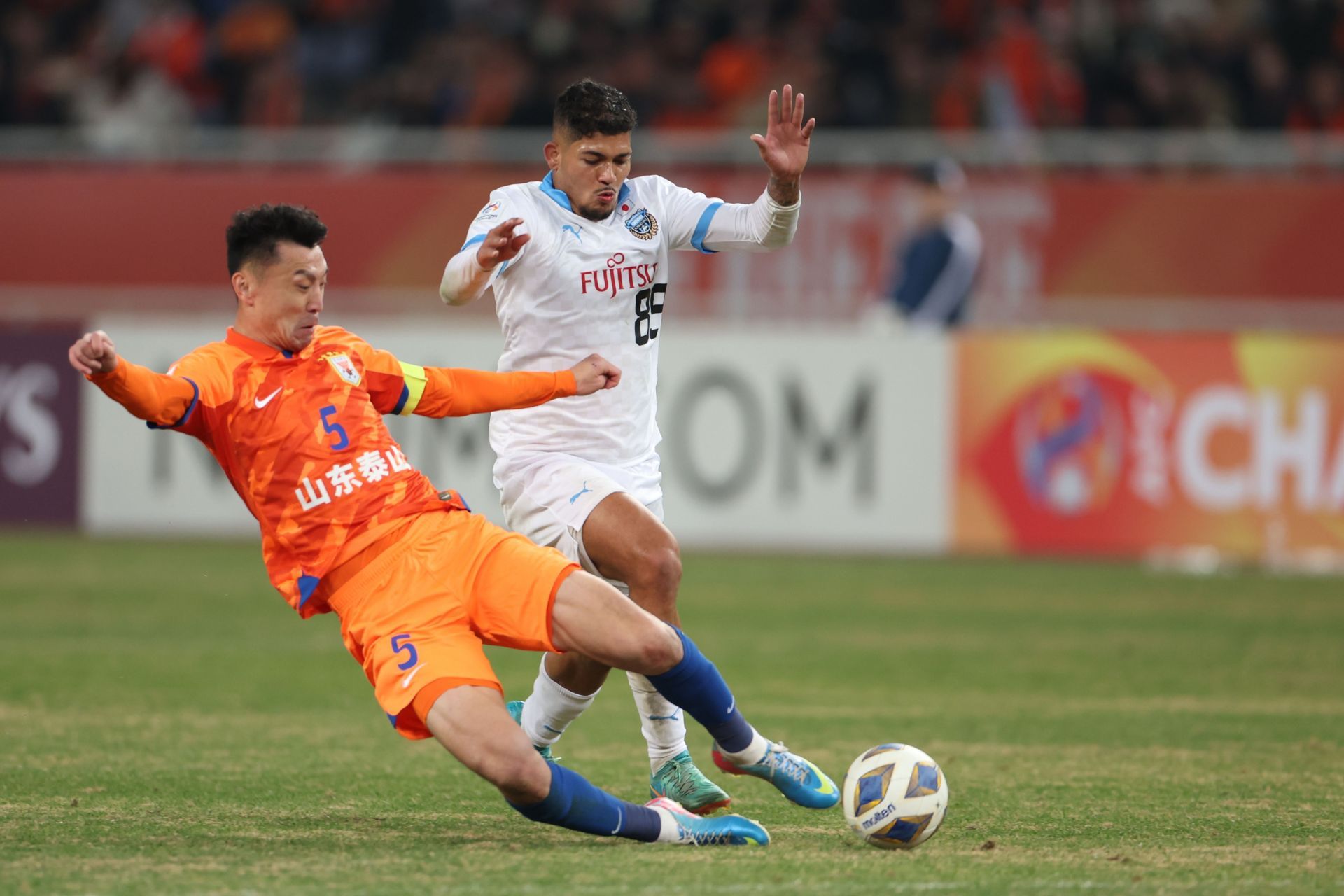 Shandong Taishan v Kawasaki Frontale - AFC Champions League Round of 16 1st Leg