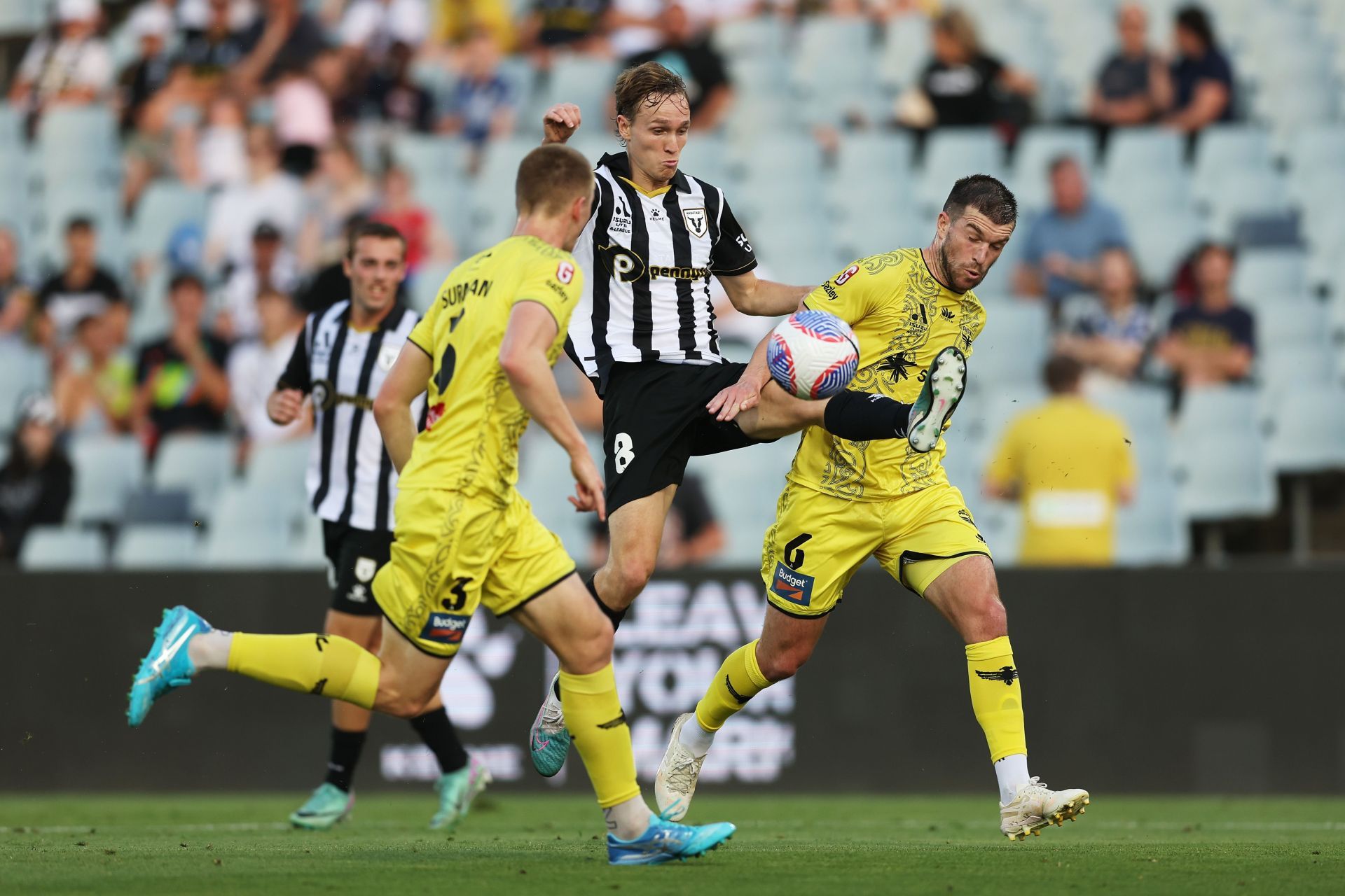 A-League Men Rd 8 - Macarthur FC v Wellington Phoenix