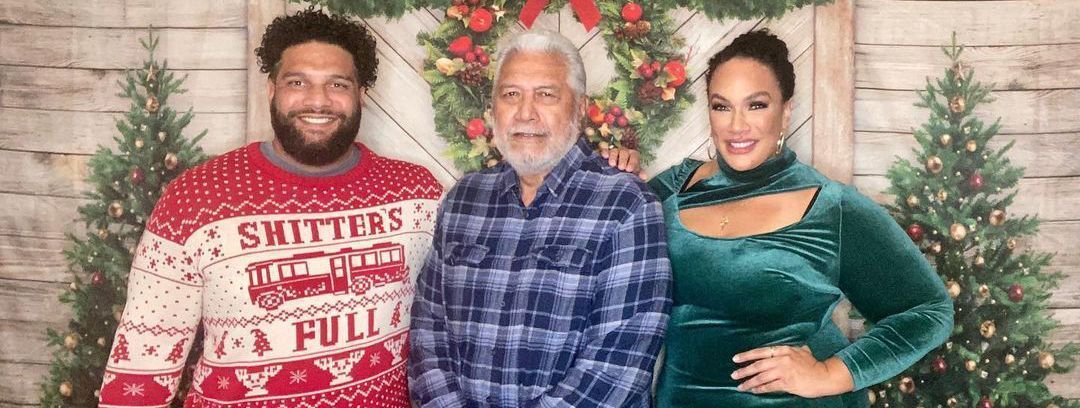 Nia Jax Parents