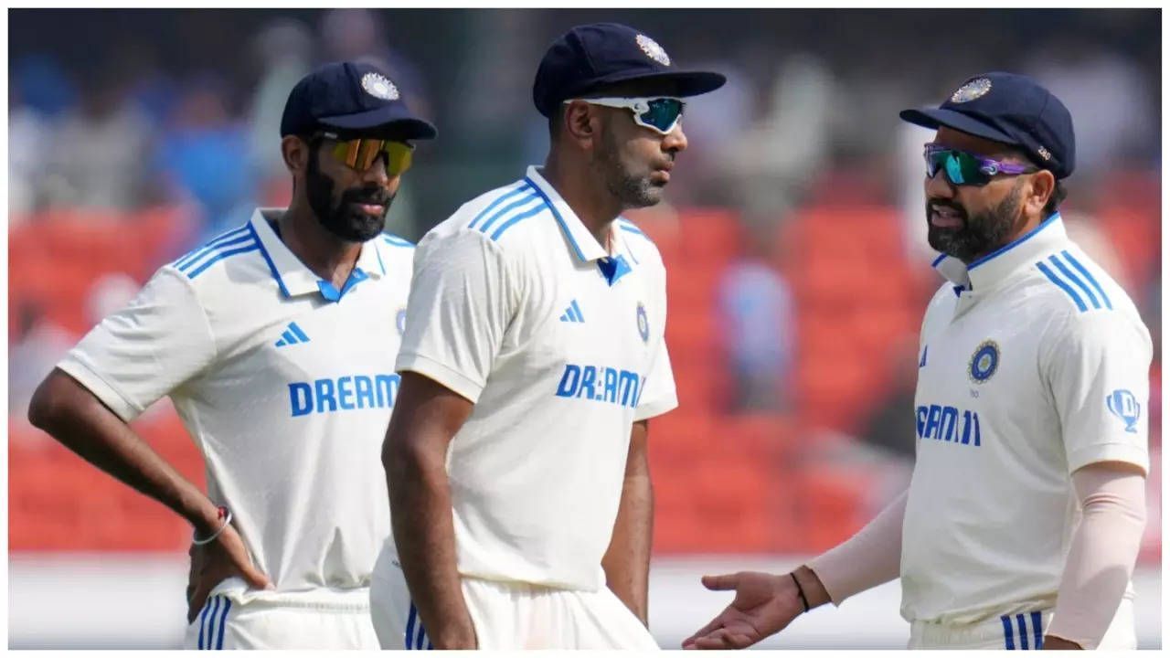 भारत को पहले टेस्ट में करीबी हार मिली थी 