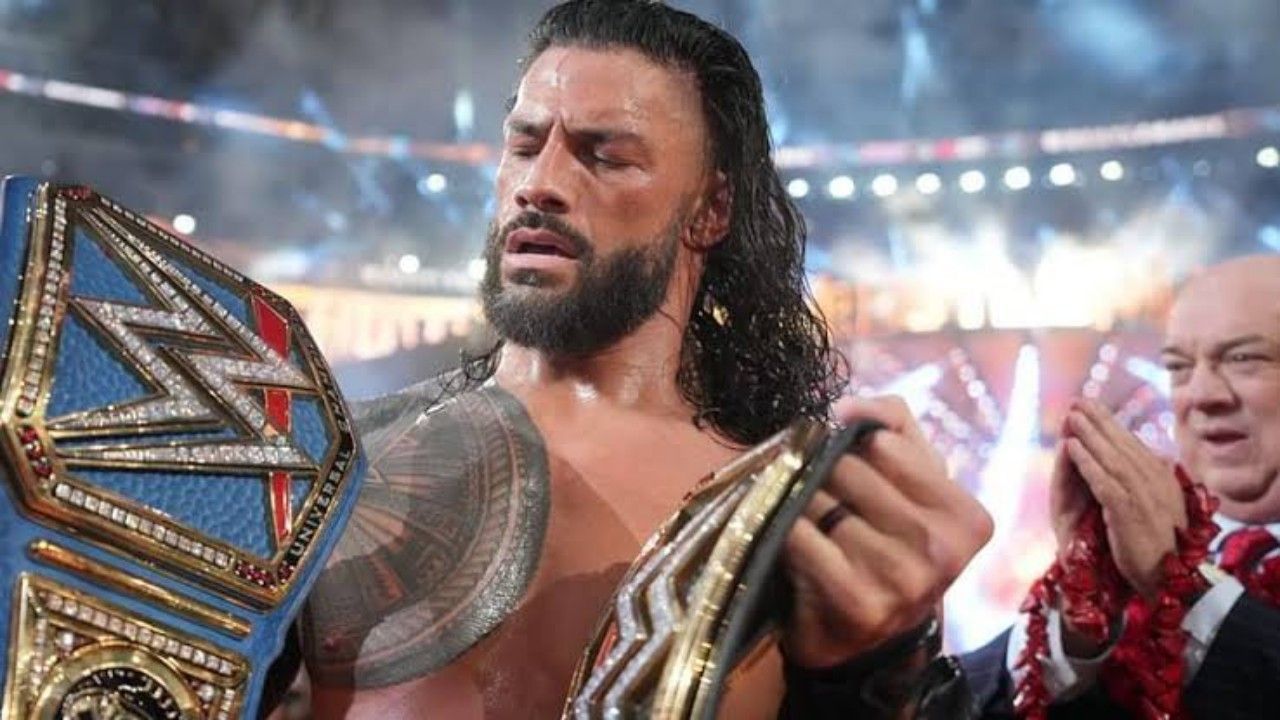 अनडिस्प्यूटेड WWE यूनिवर्सल चैंपियन रोमन रेंस और पॉल हेमन 