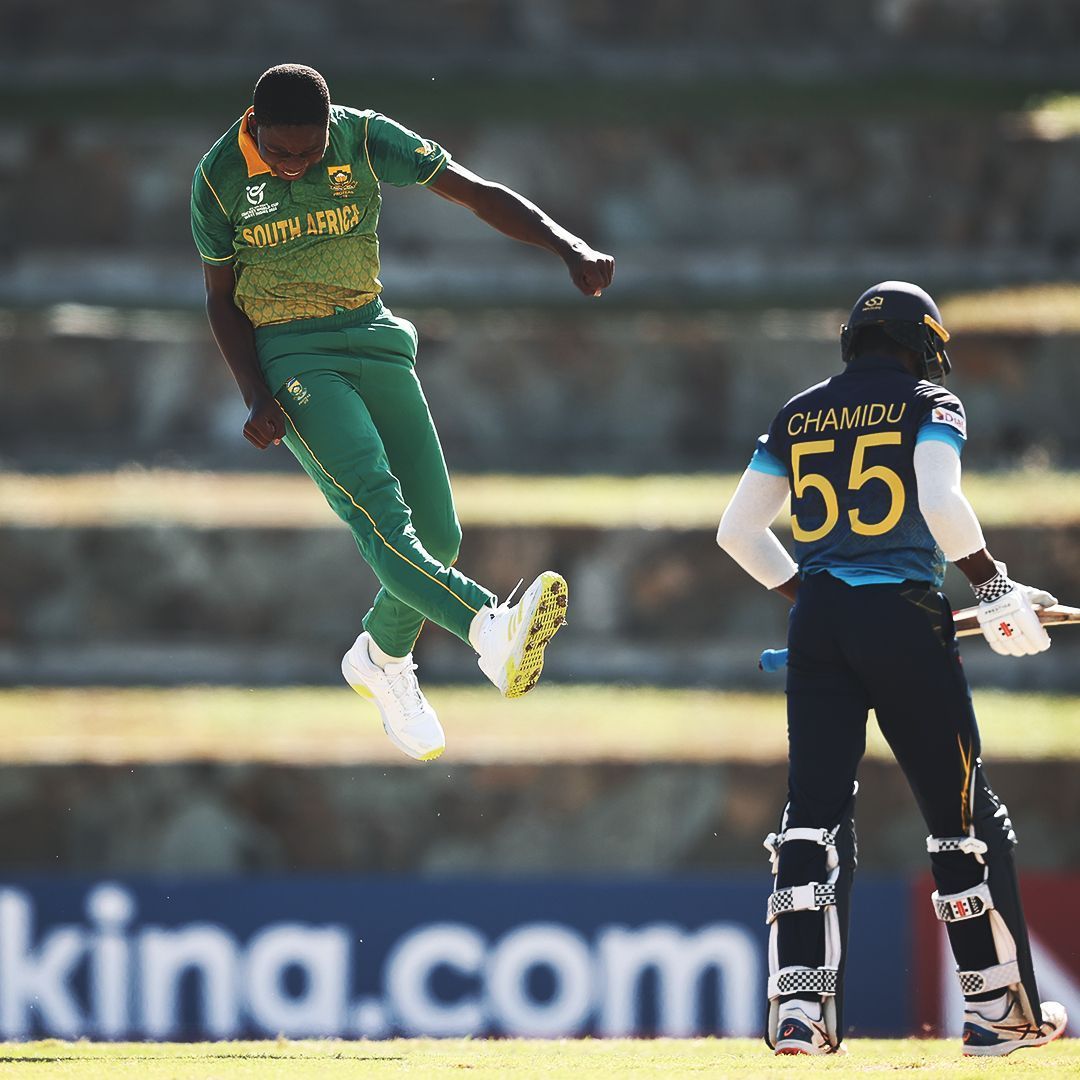 Kwena Mphaka celebrates a wicket. (Credits: Twitter)