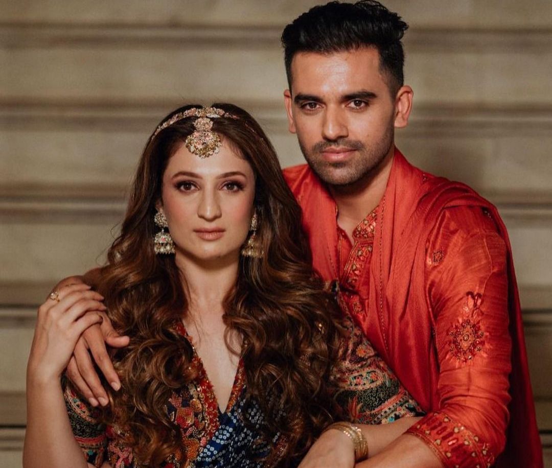 Deepak Chahar with his wife