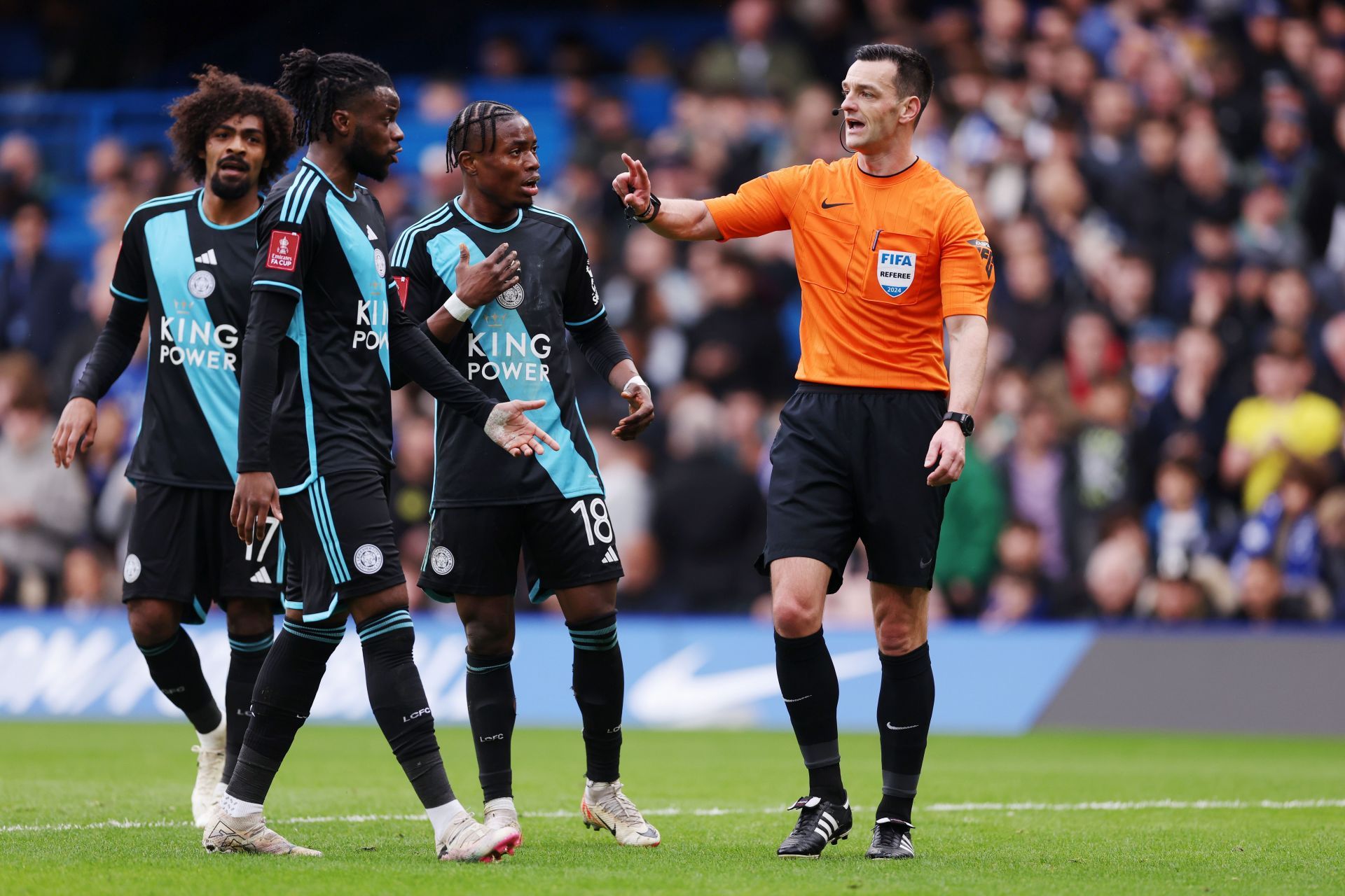 Chelsea FC v Leicester City - Emirates FA Cup Quarter Final