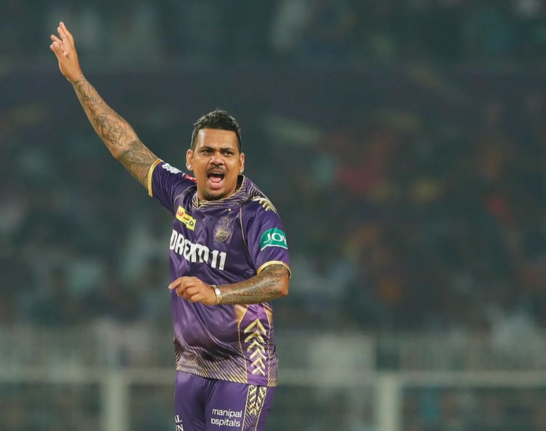 Sunil Narine appealing for Kolkata Knight Riders