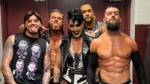 WWE के टॉप फैक्शन द्वारा फेमस Superstar को चैंपियनशिप जीतने के बाद मिल सकता है धोखा, रेसलिंग दिग्गज ने दिया जबरदस्त आईडिया