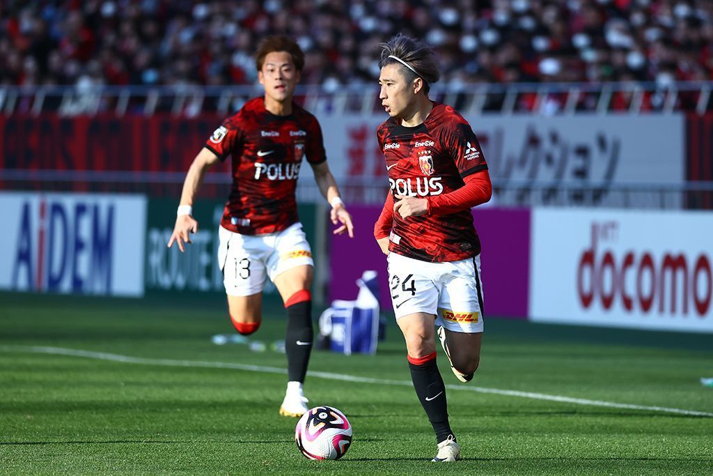 Urawa Red Diamonds face Consadole Sapporo on Sunday 