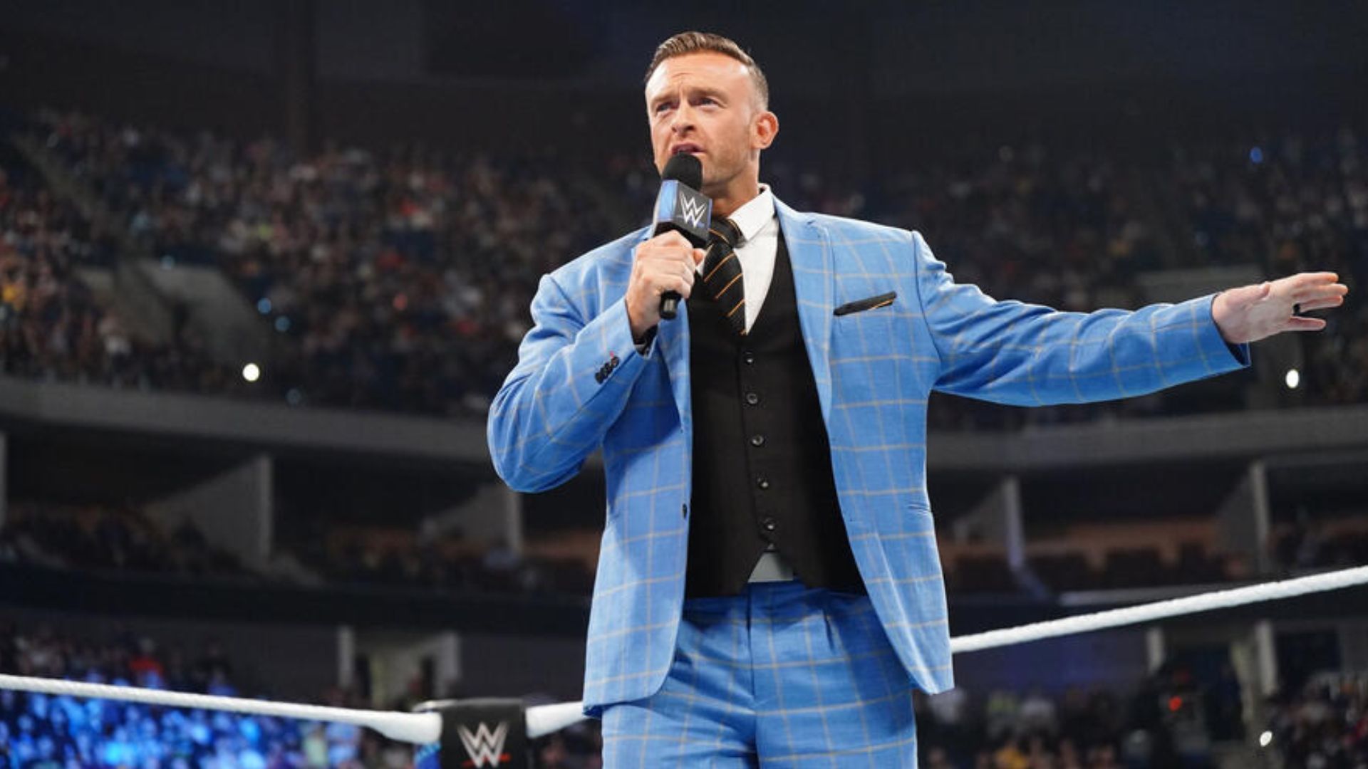 SmackDown GM Nick Aldis has been credited by fans for doing a good job