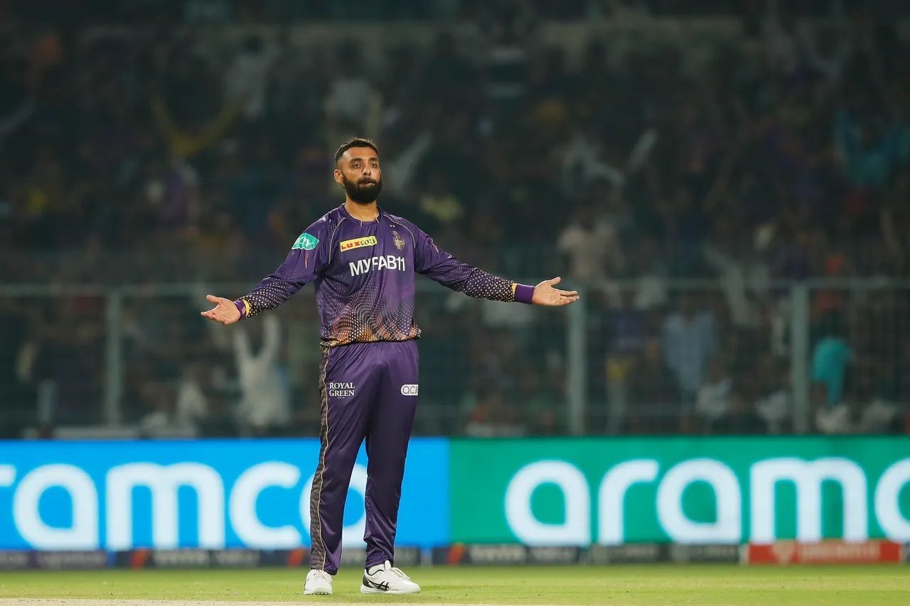 Varun Chakaravarthy is among the potent spinners in KKR&#039;s lineup. [P/C: iplt20.com]