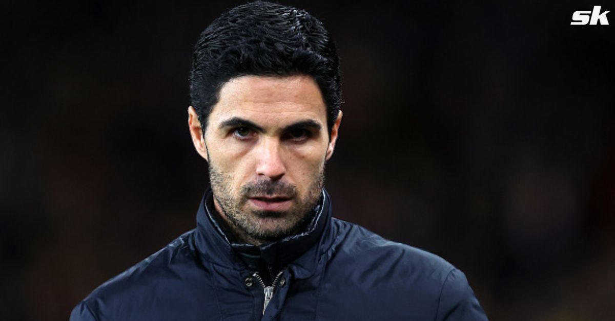 Arsenal manager Mikel Arteta looks on.