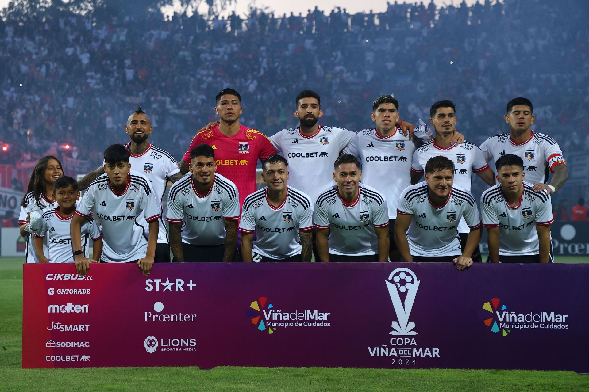 Everton v Colo Colo - Copa Vi&Ograve;a 2024