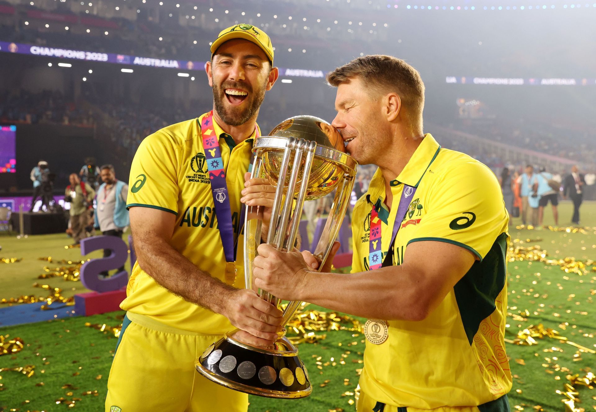 Maxwell with Warner