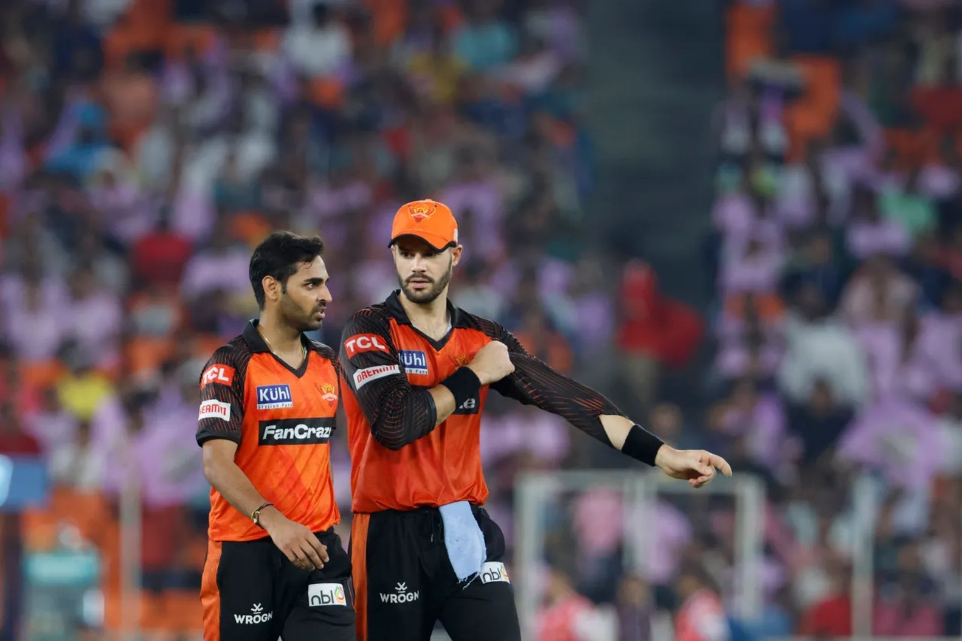 Aiden Markram (right) with Bhuvneshwar Kumar (Pic: iplt20.com)