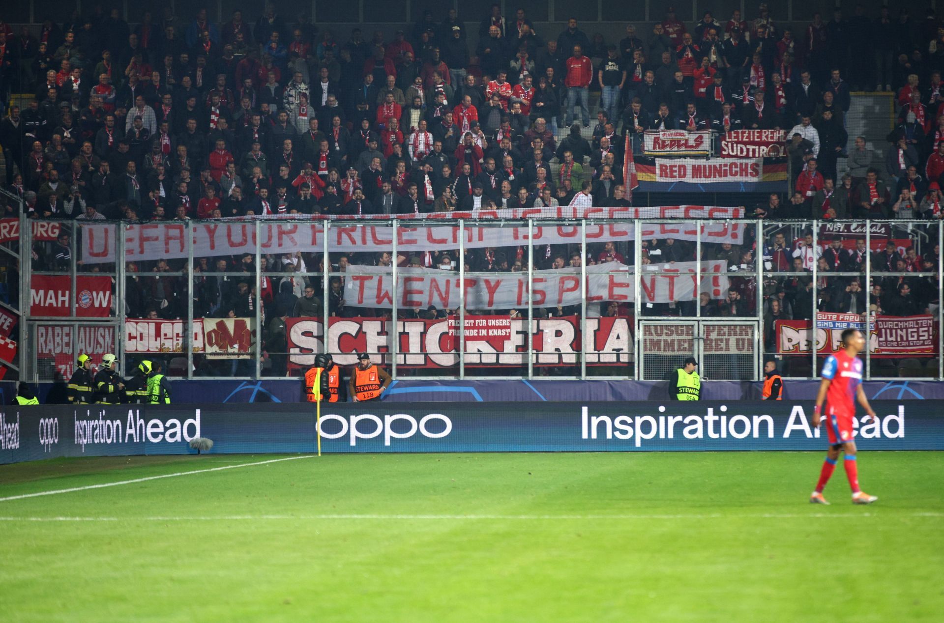 Viktoria Plzen v FC Bayern M&uuml;nchen: Group C - UEFA Champions League