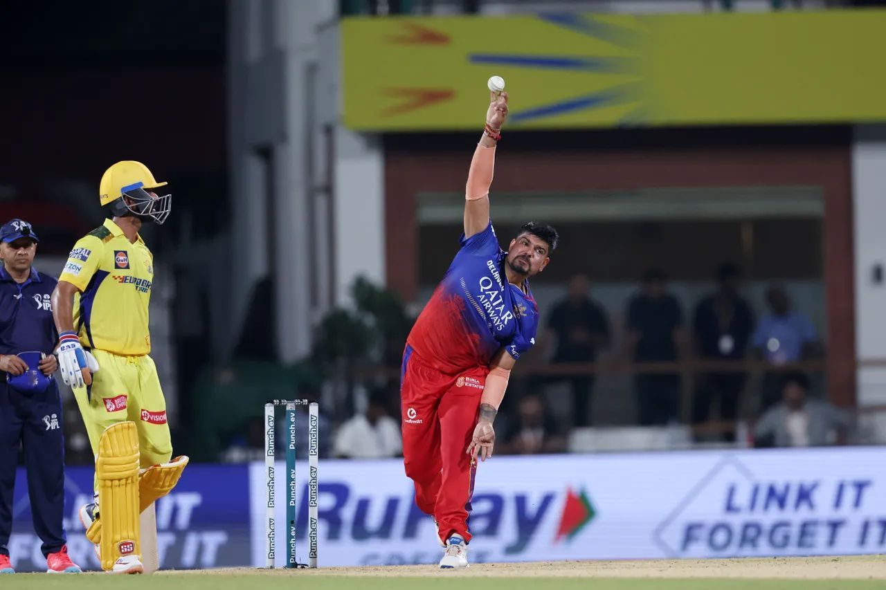 Karn Sharma in action (credits: IPL)