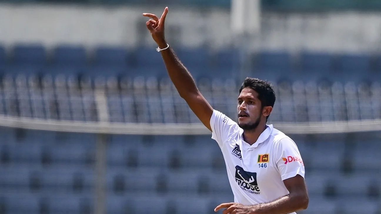 Asitha Fernando replaces the injured Kasun Rajitha in Sri Lanka