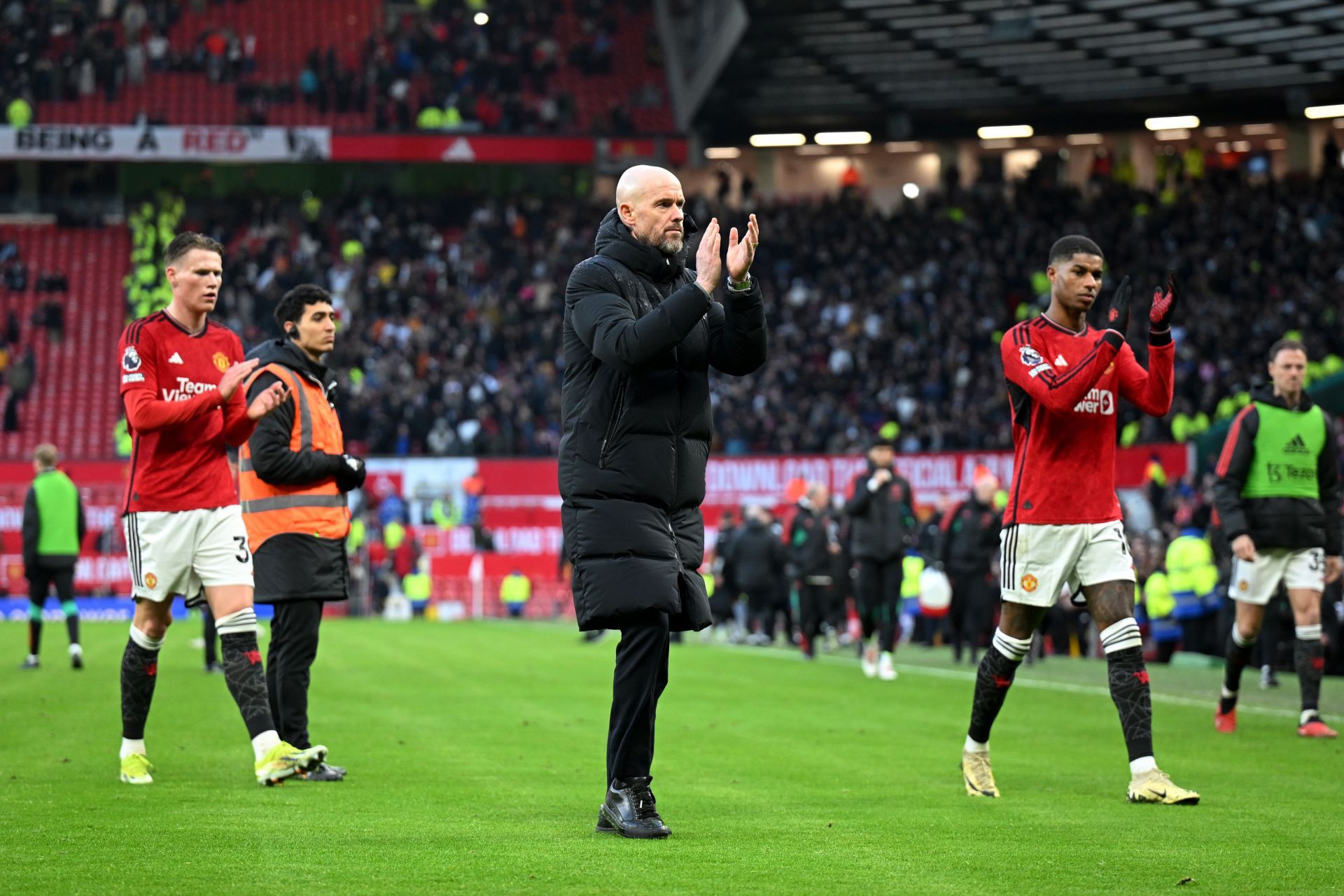 Manchester United v Fulham FC - Premier League