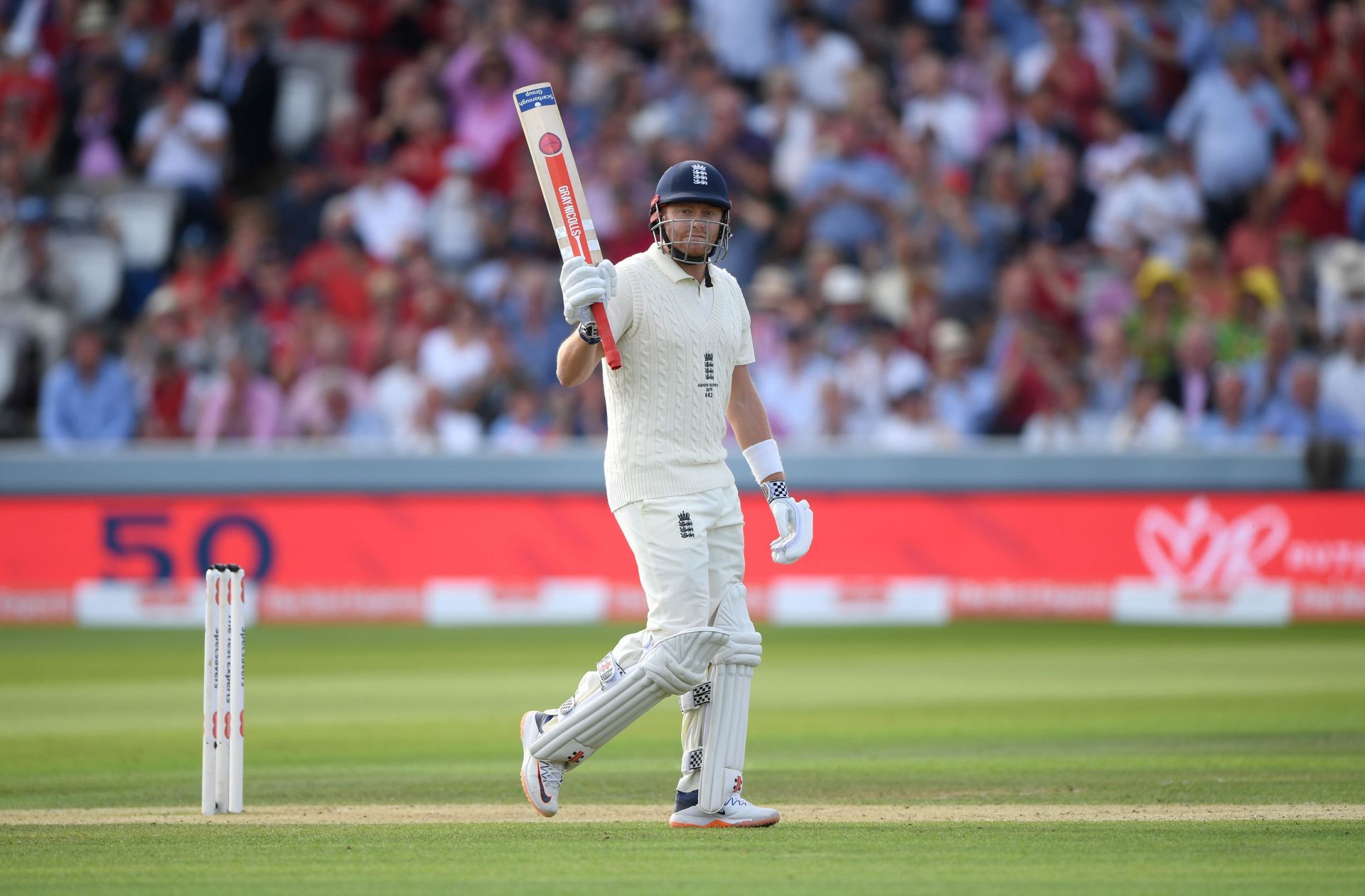 England v Australia - 2nd Specsavers Ashes Test: Day Two