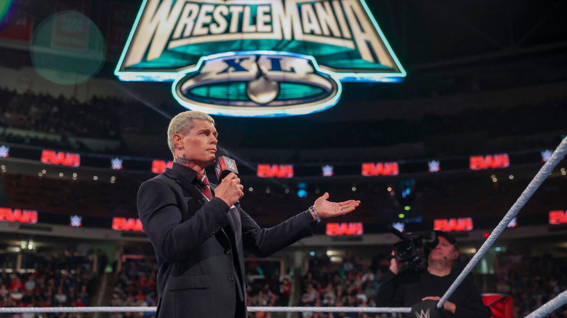 Cody Rhodes will challenge Roman Reigns at WrestleMania 40